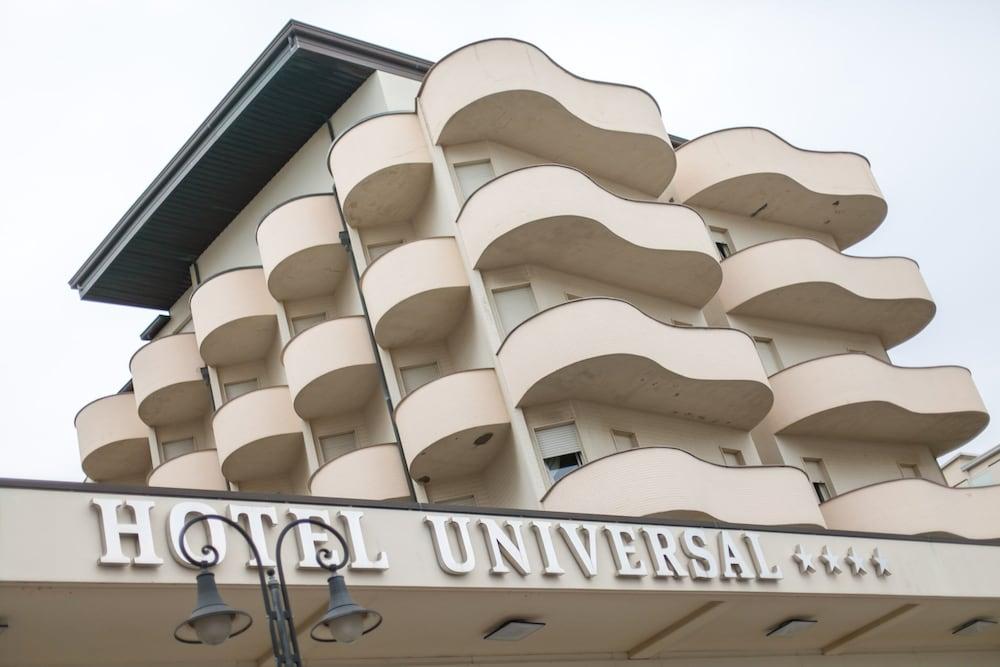 Universal Hotel Cervia Bagian luar foto